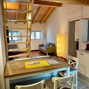 Apartment Calicantus Atena, Como