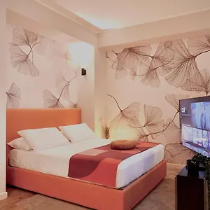 Apartment W83 House, Como